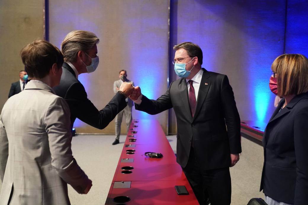 euronews srbija pocela da emituje signal 