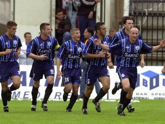 dusan tadic sartid smederevo ajaks dresovi foto