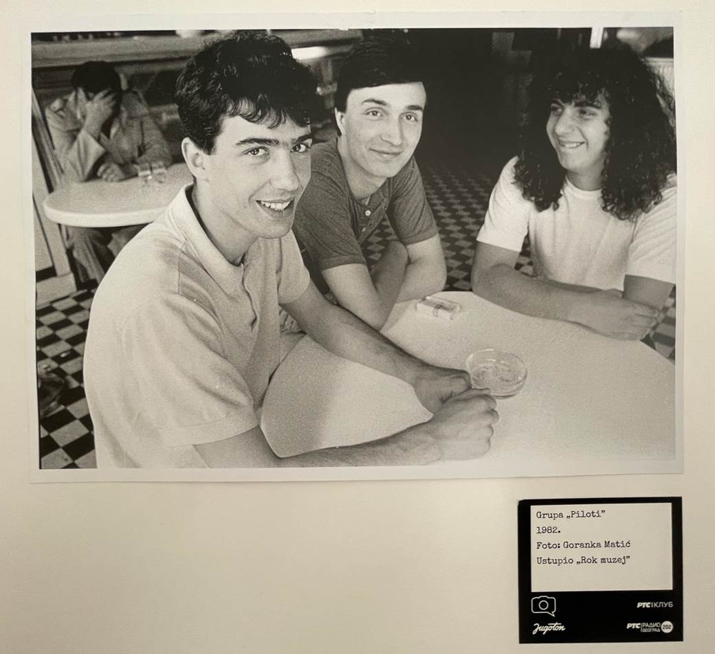 paket aranžman izložba fotografija ekv piloti šarlo akrobata idoli