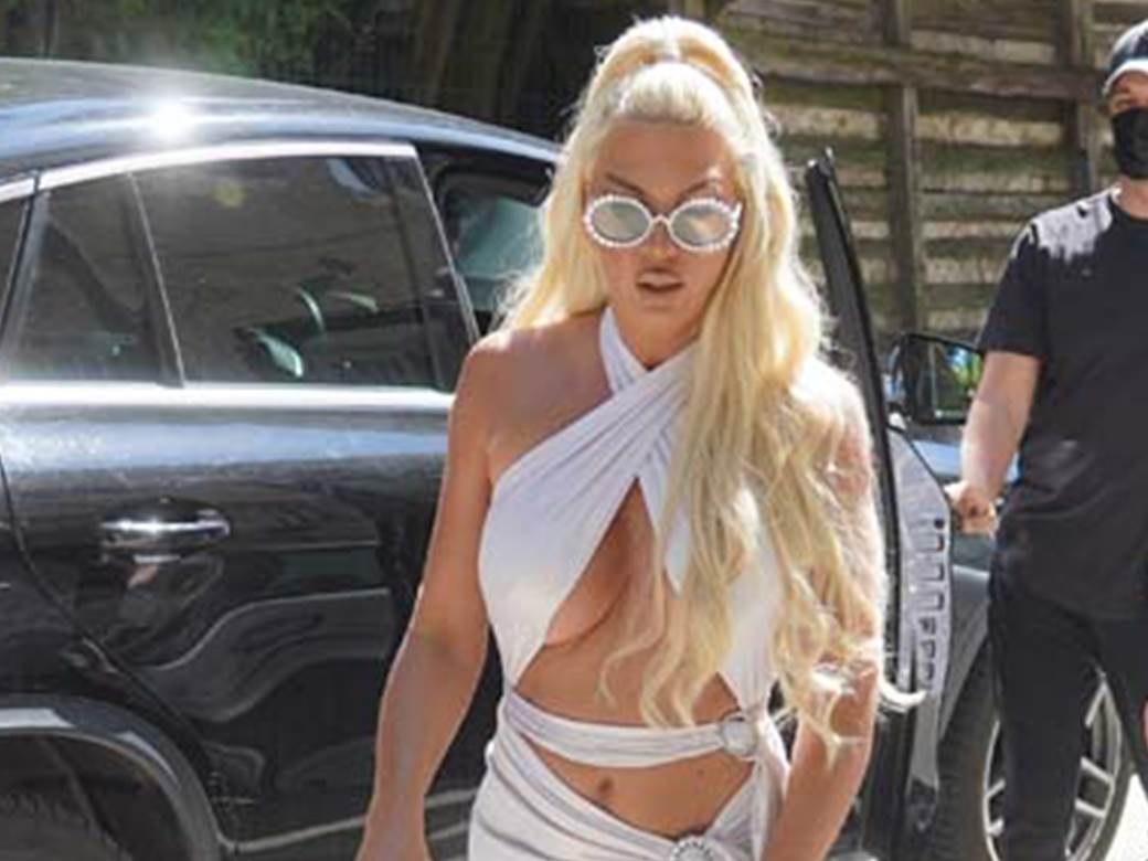 Jelena Karleuša dala otkaz u Grandu zbog honorara?