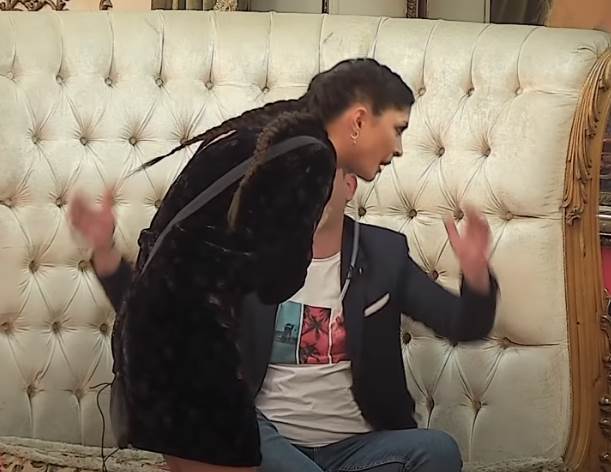 ŠAMARALA GA I UMALO MU ODGRIZLA NOS! Ivana Marinkovića devojka javno TUKLA - "Nju to loži" 