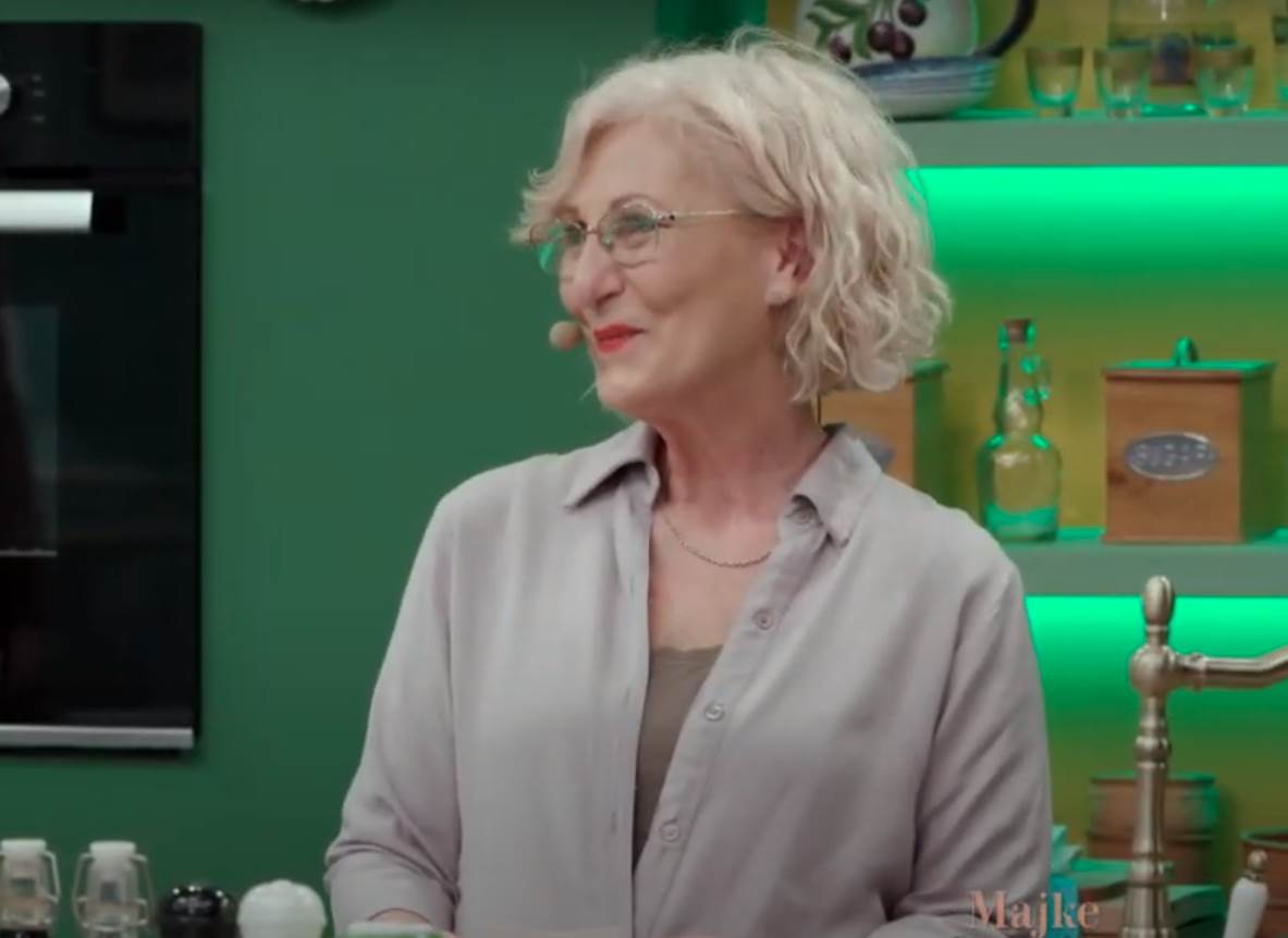 seka aleksic se rasplakala majke i snajke foto