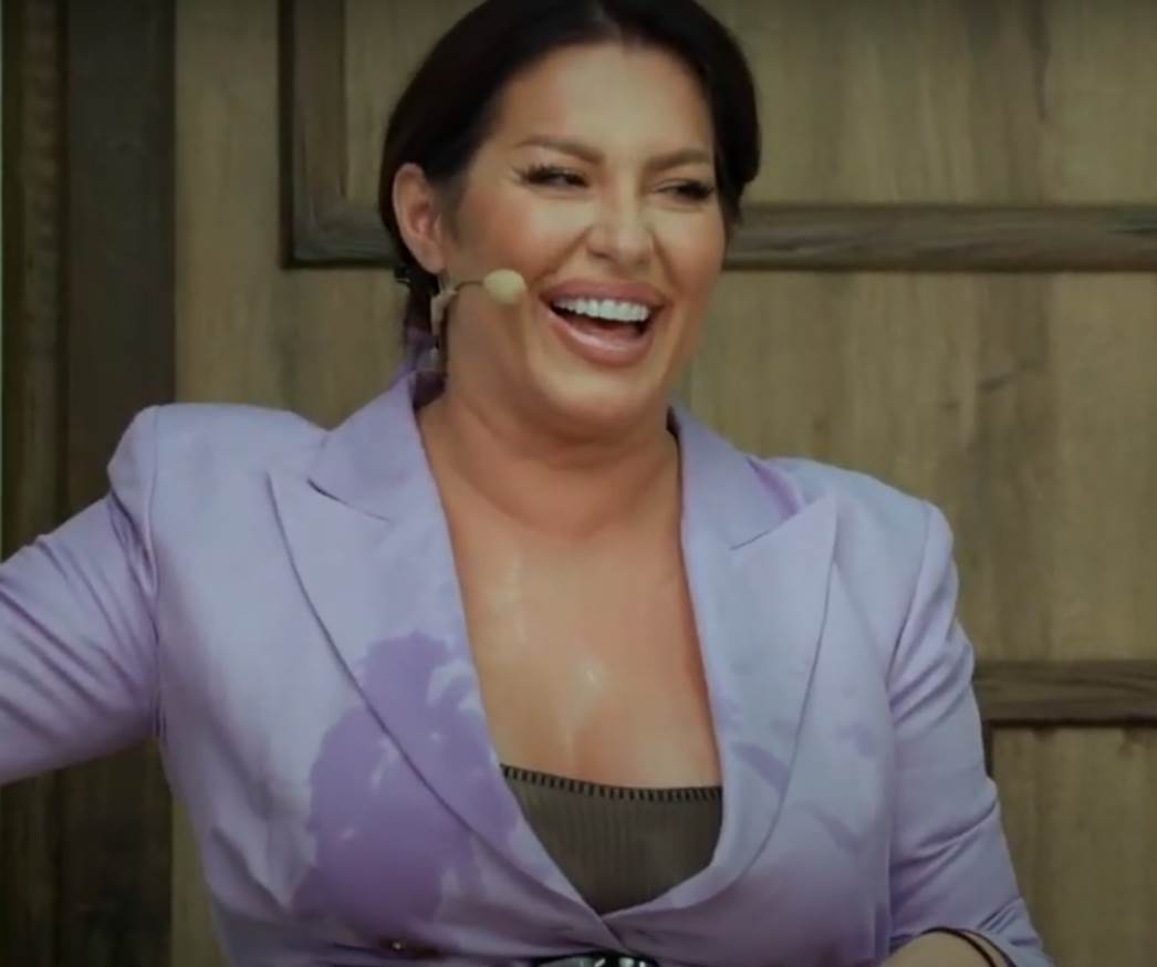 seka aleksic rasa polivanje vodom trik majke i snajke