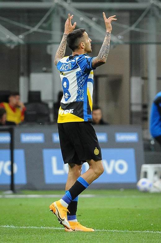 inter sareni dresovi