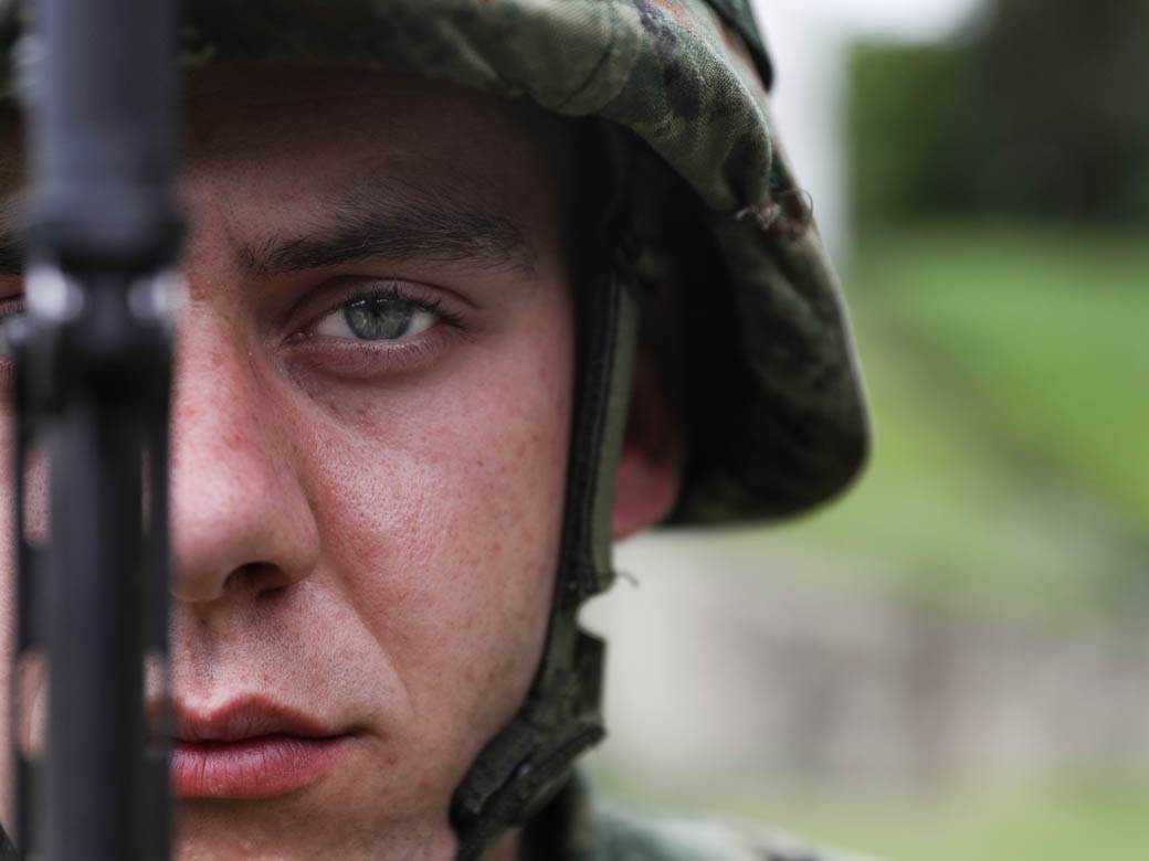 obavezan vojni rok iskustva vojnika u kasarnama prijava uslovi