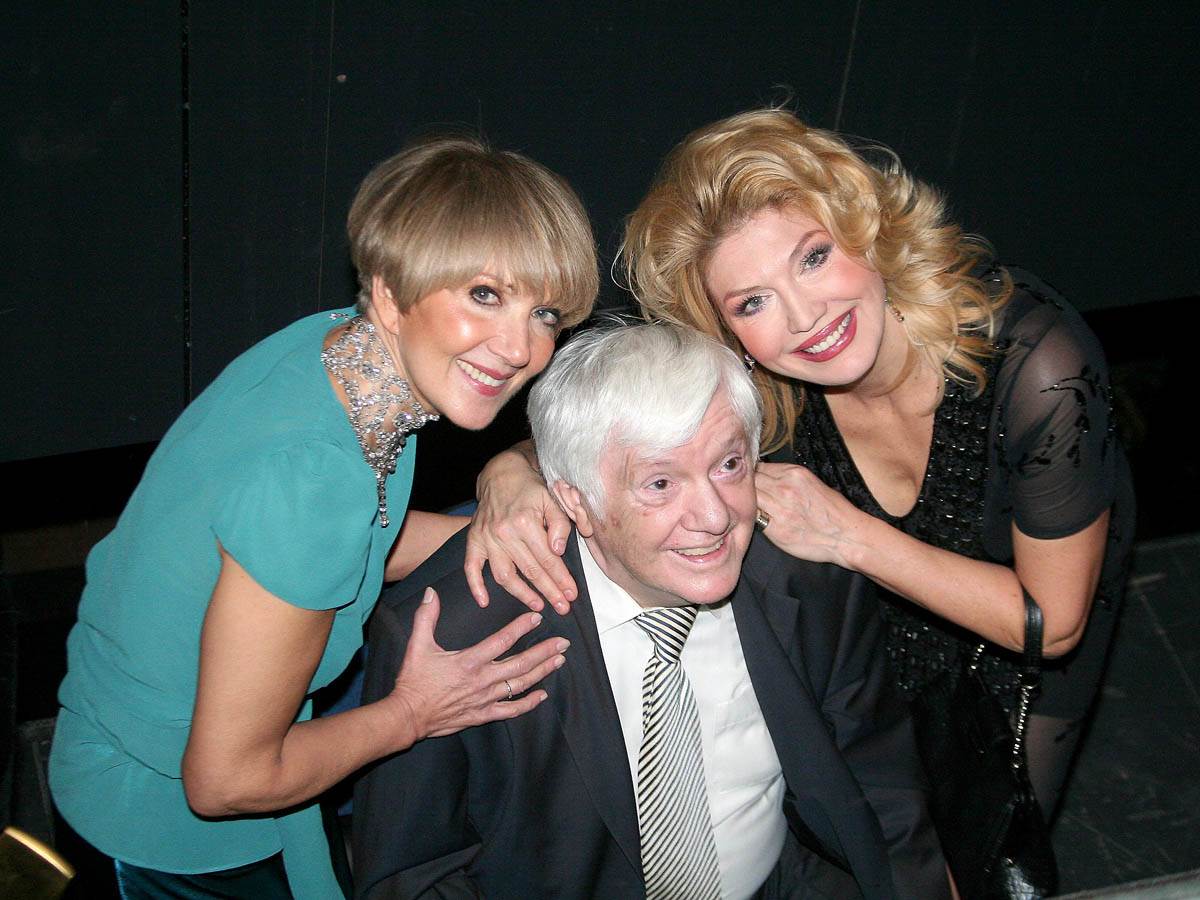 umro djordje marjanovic mozdani udar koncert lepe brene