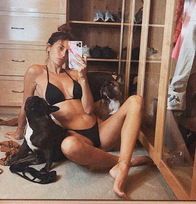 Nikol Ingliš objavila slike u bikiniju