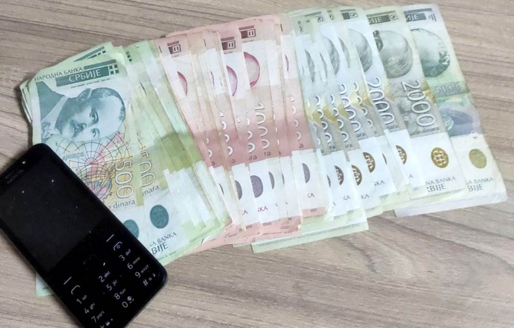 pljacka trafike maceta velika mostanica