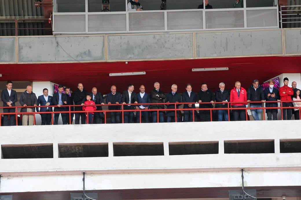 dejan stankovic crvena zvezda ugovor klauzula