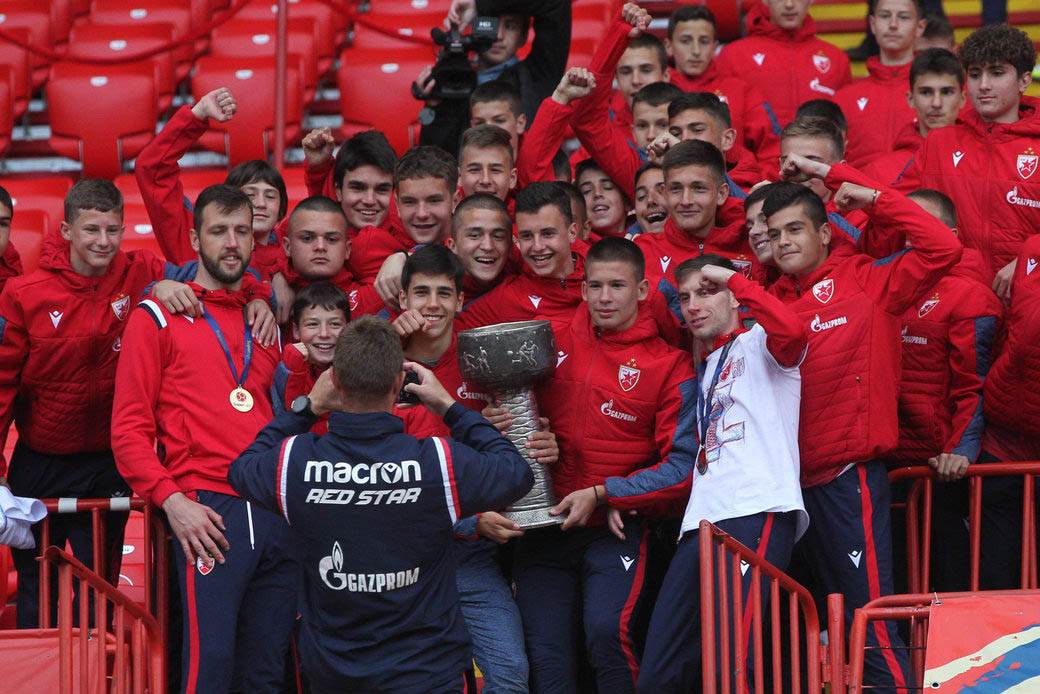 dejan stankovic crvena zvezda ugovor klauzula