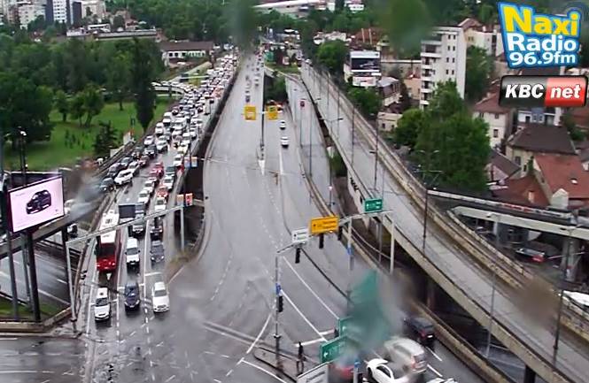 beograd kolaps kisa saobracajne guzve fotografija