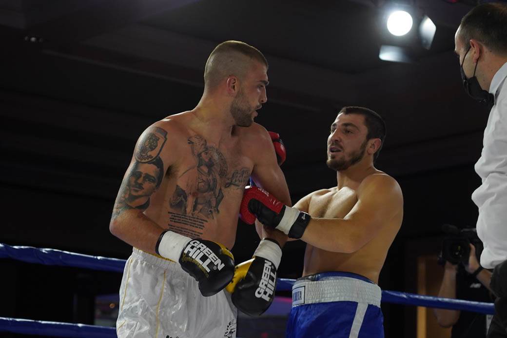 veljko raznatovic boks pobeda gruzin