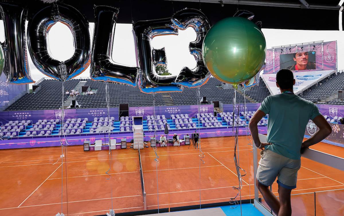 novak djokovic iznenadjenje rodjendan poklon torta beograd turnir