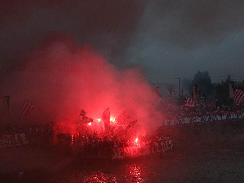 crvena zvezda proslava reka bal na vodi
