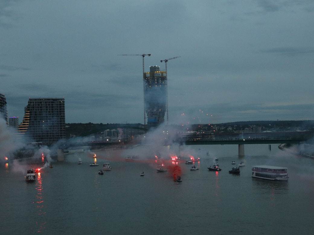 crvena zvezda proslava reka bal na vodi