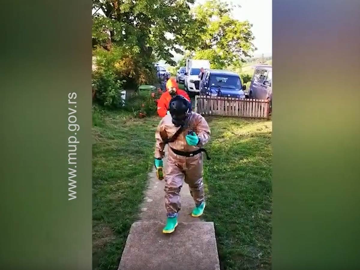 topola policija otkrila laboratoriju za uzgoj marihuane video snimak 