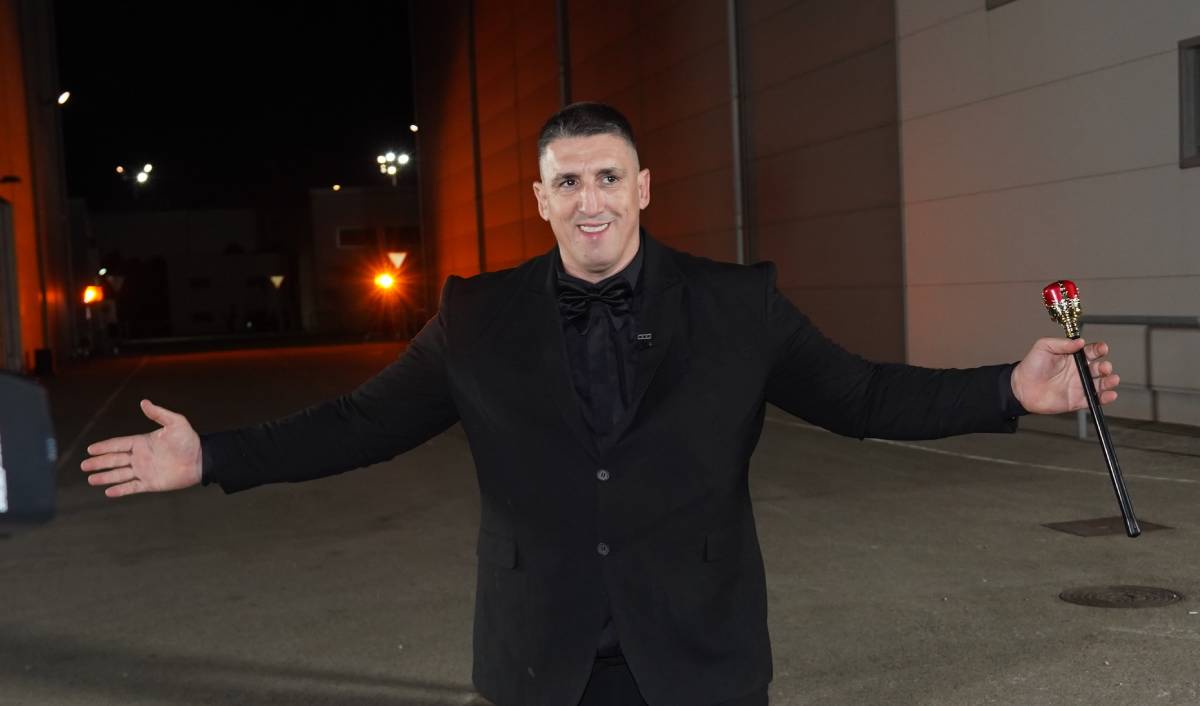 Kristijan Golubović nerazdvojan sa rijaliti učesnicom nakon raskida: Odveo ju je u stan i pokazao gde sada živi